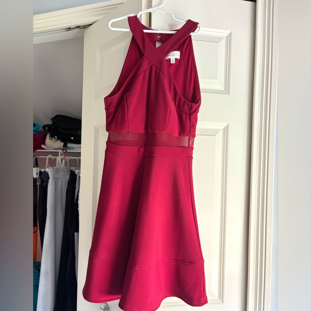Elegant Red Sleeveless Dress